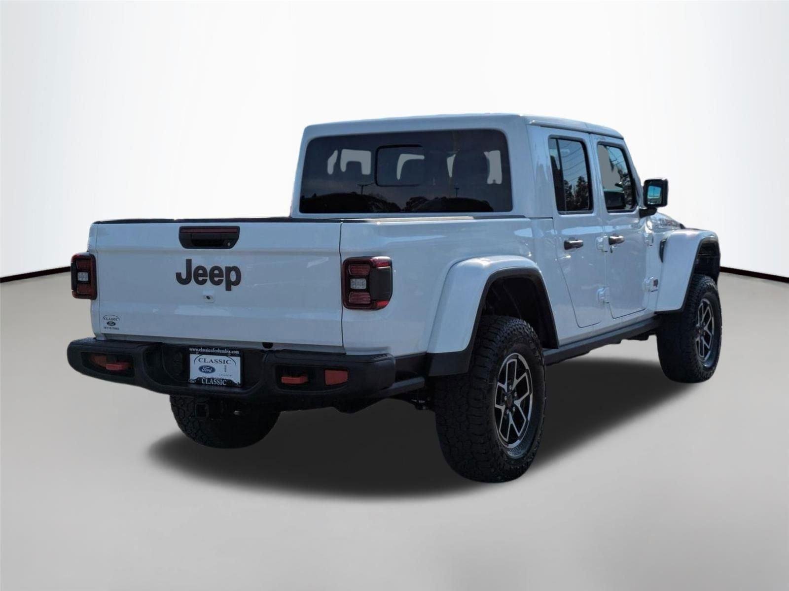 Used 2025 Bright White Clearcoat Jeep Rubicon image 5