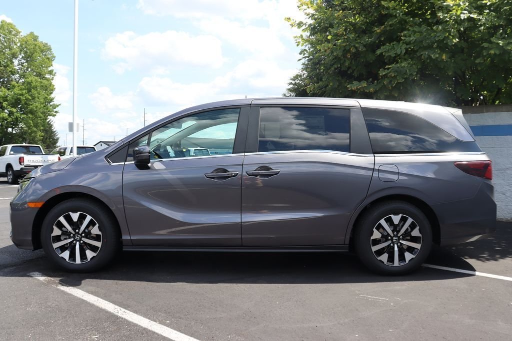 Used 2026 Modern Steel Metallic Honda EX-L image 2