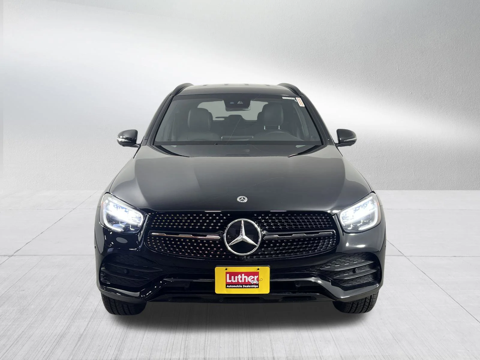 Used 2022 Black Mercedes-Benz GLC 300 image 2