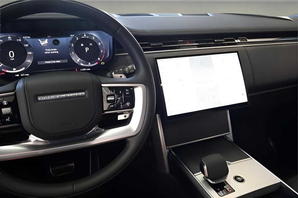 2025 Land Rover Range Rover SE - Photo 22