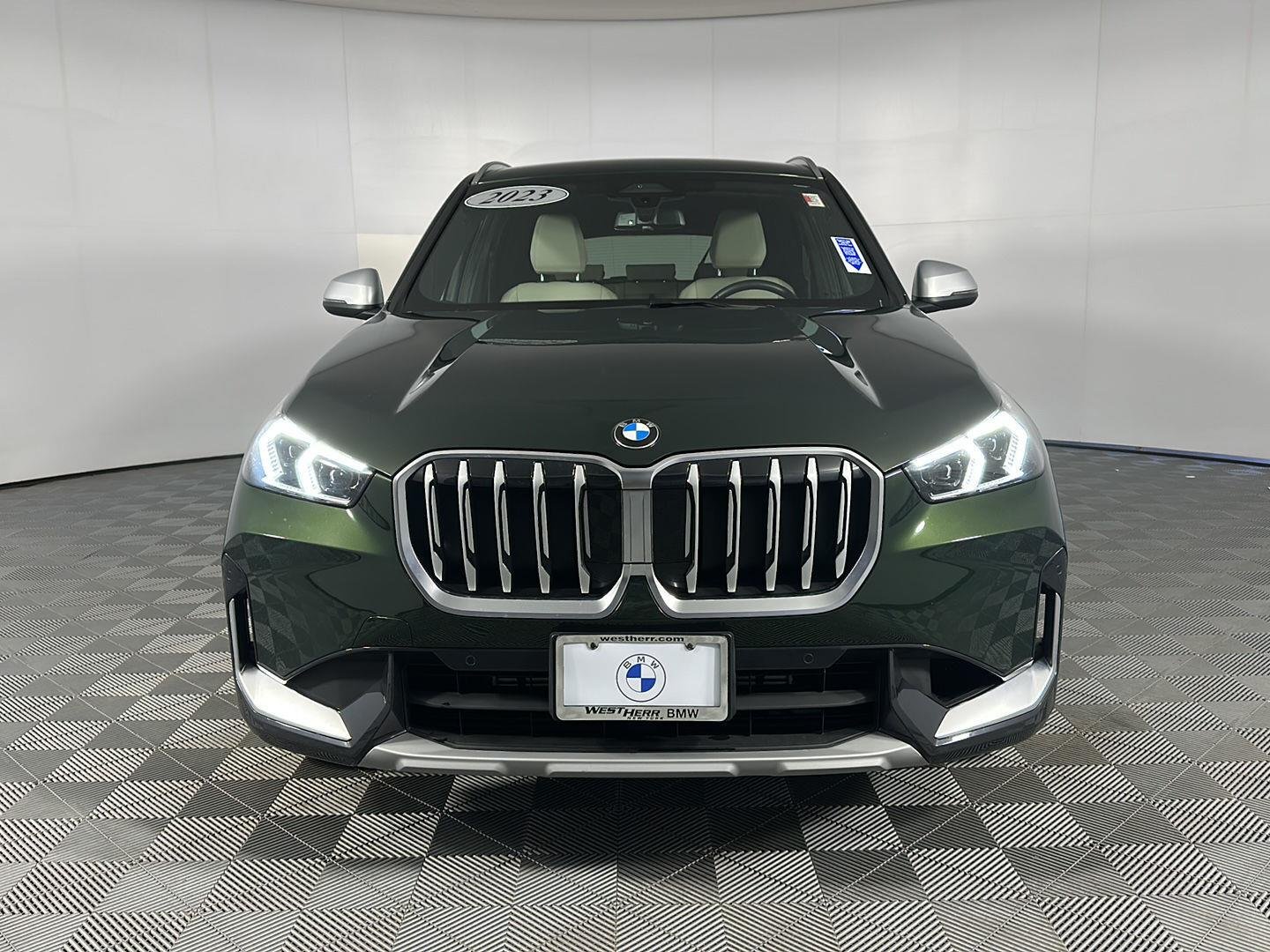 Used 2023 San Remo Green Metallic BMW xDrive28i image 2