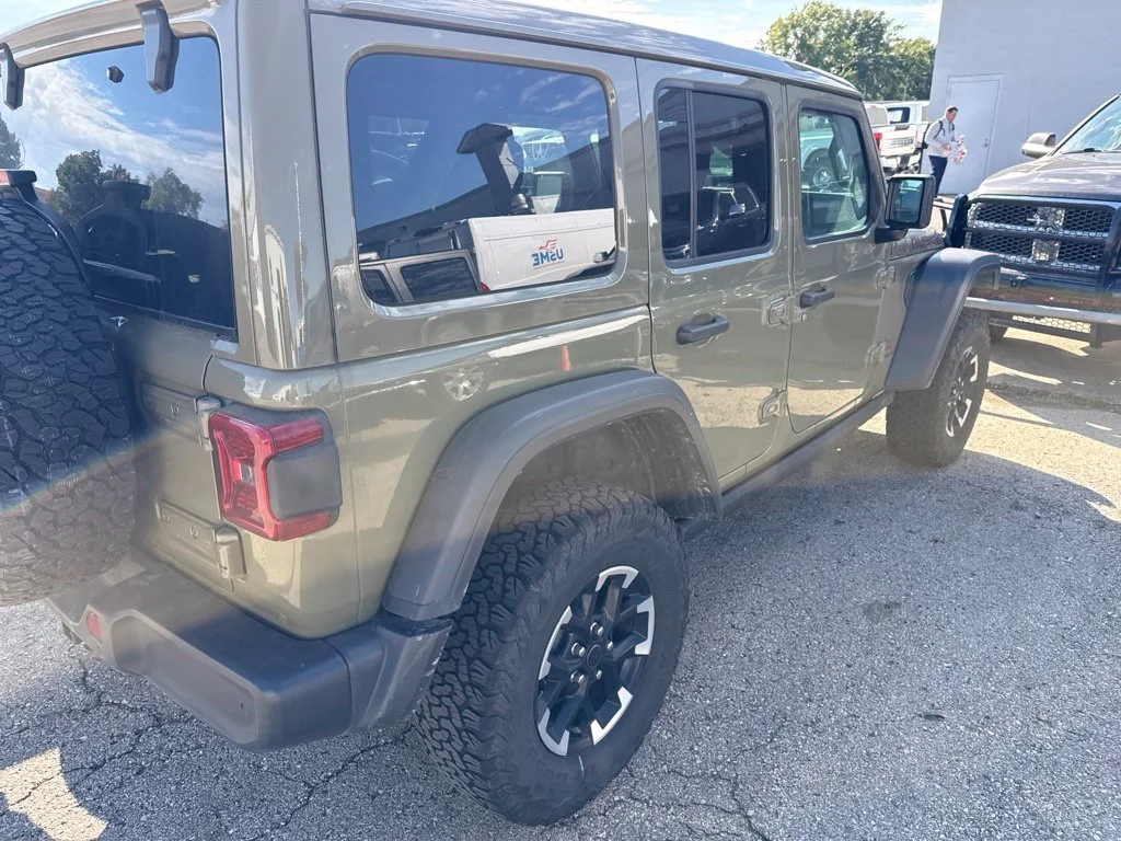 Used 2026 Green Jeep Rubicon image 21