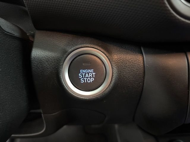 2023 Hyundai Kona SEL - Photo 17