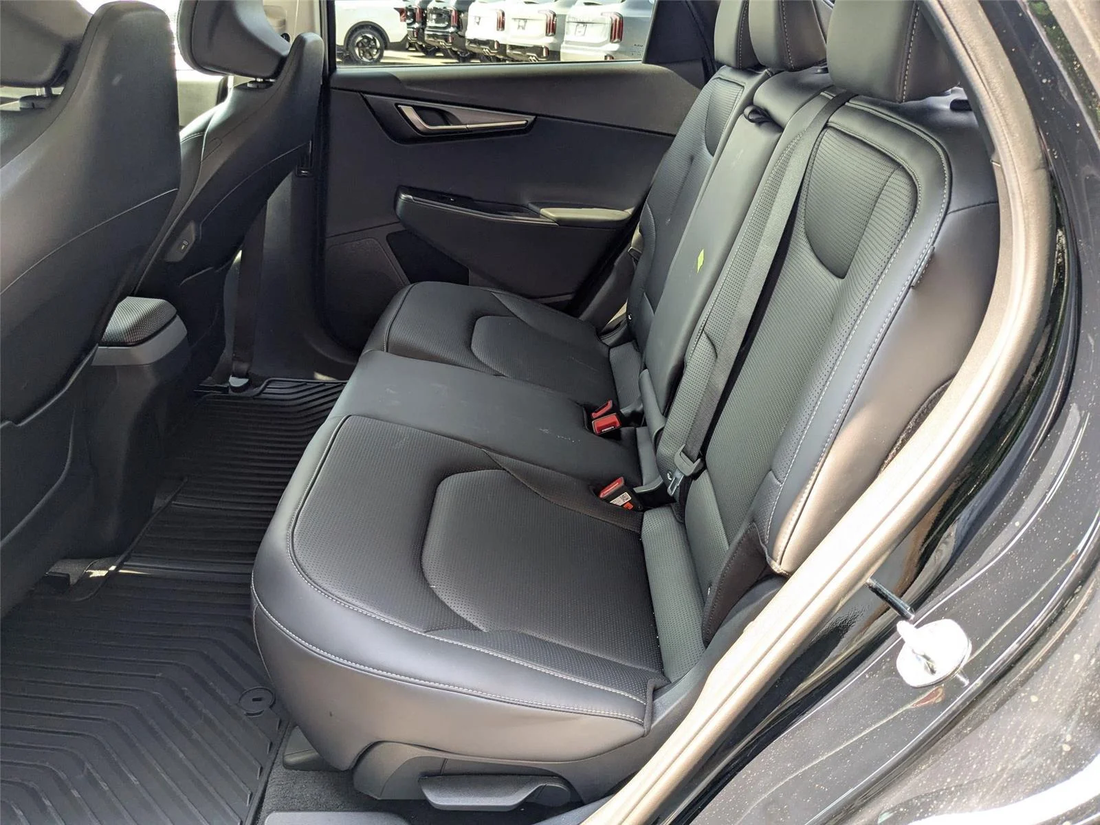 2025 Kia EV6 Wind - Photo 29