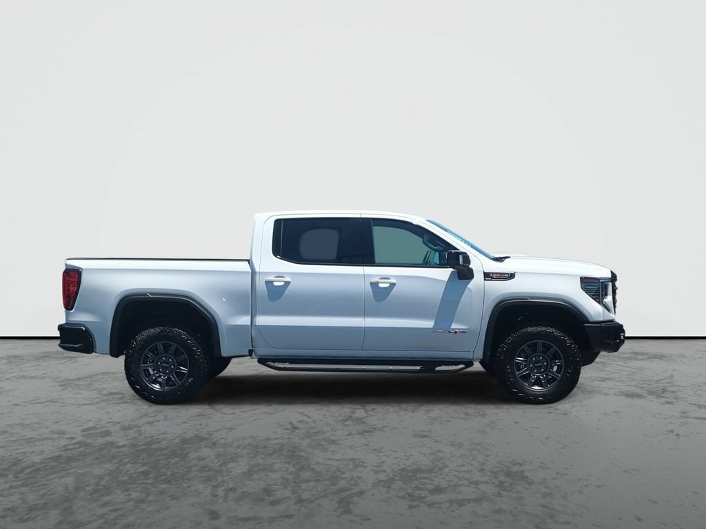 2026 GMC Sierra 1500 AT4X - Photo 9