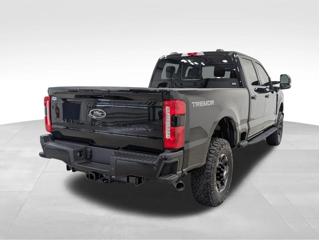New 2026 Agate Black Metallic Ford F-250® Lariat® image 23
