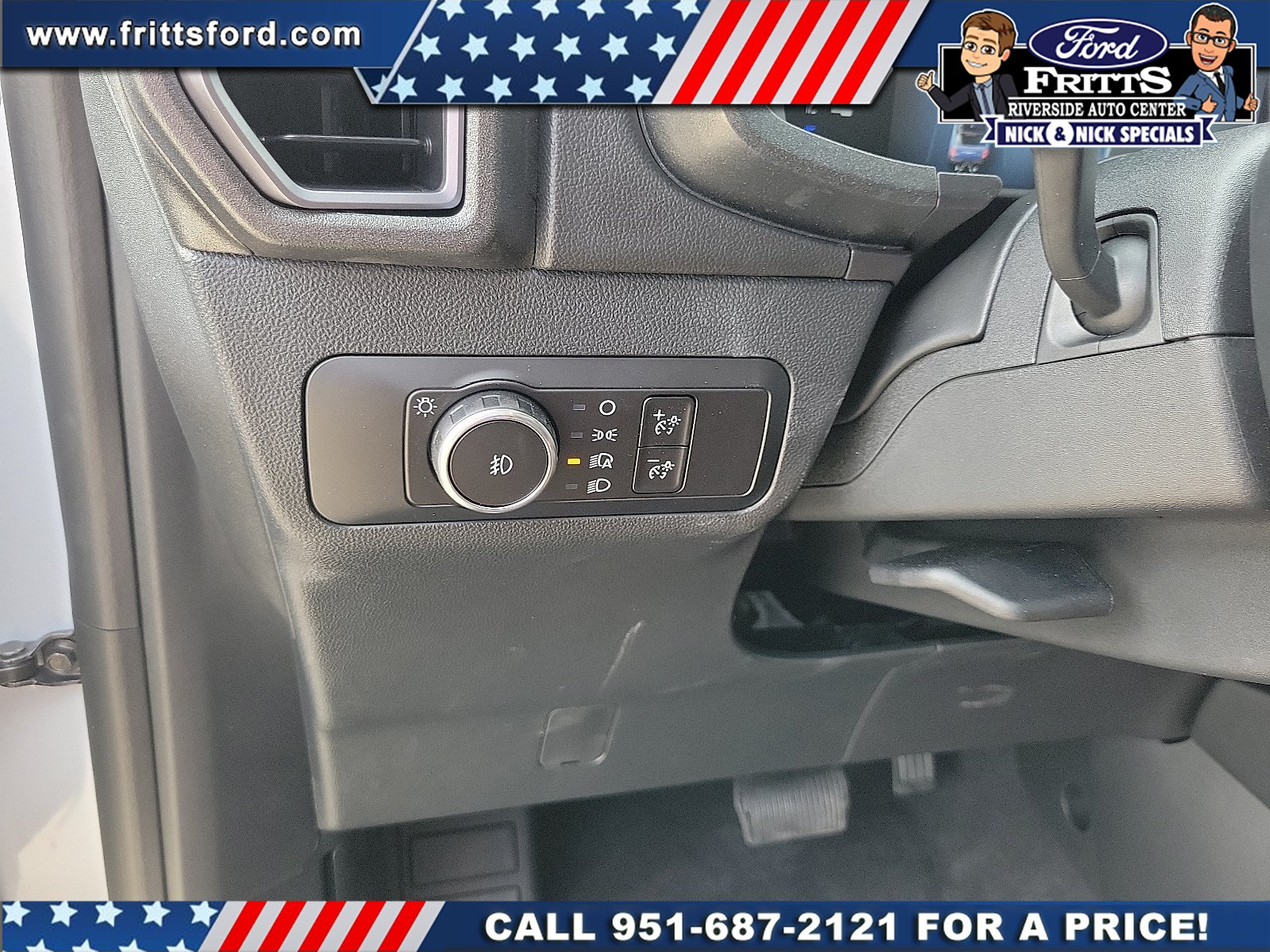 New 2026 Space White Metallic Ford Outer Banks® image 13