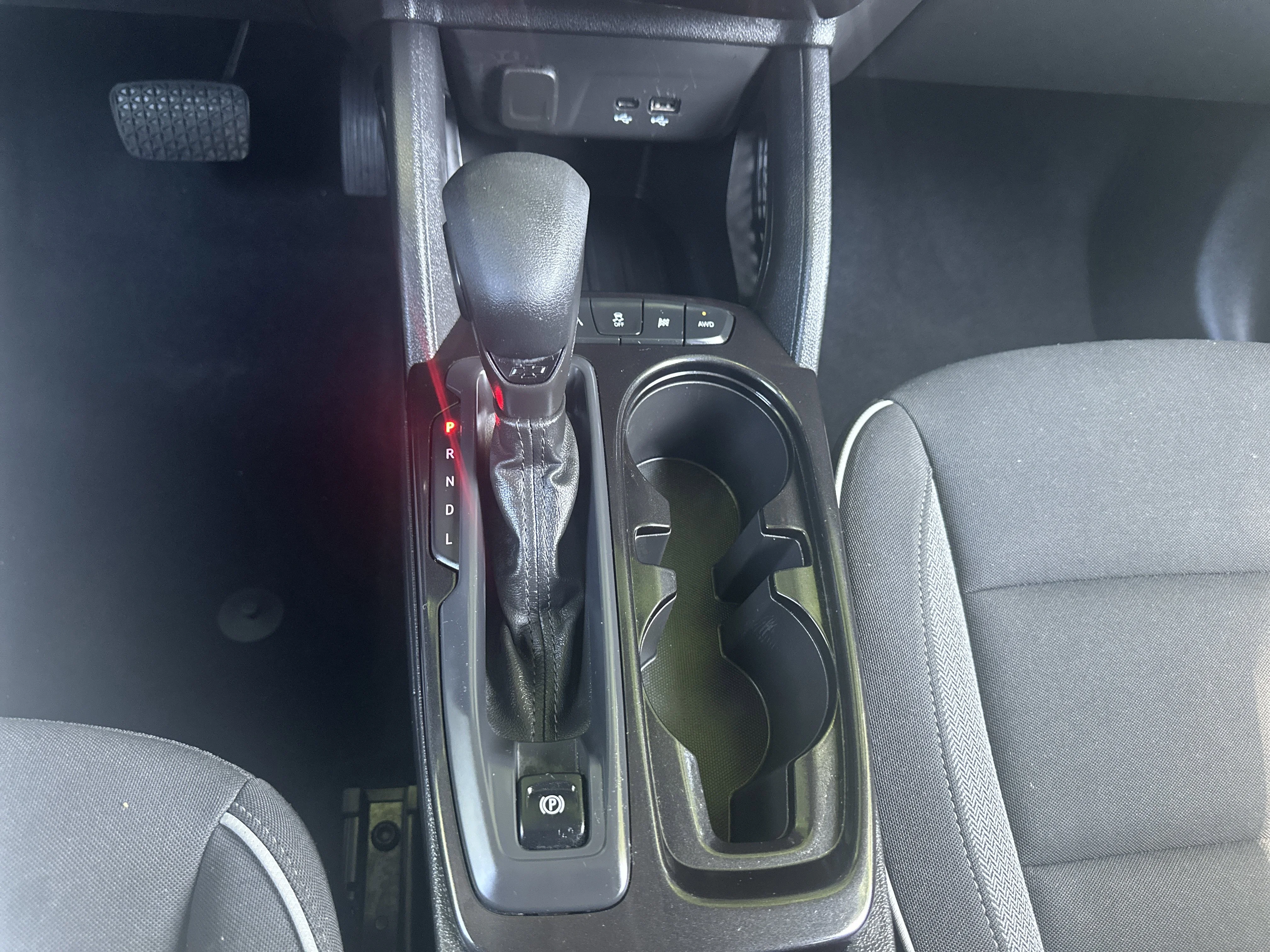 Used 2025 Sterling Gray Metallic Chevrolet LT image 17