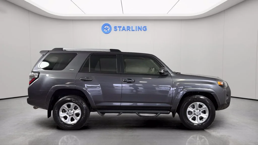 2022 Toyota 4Runner SR5 Premium - Photo 11