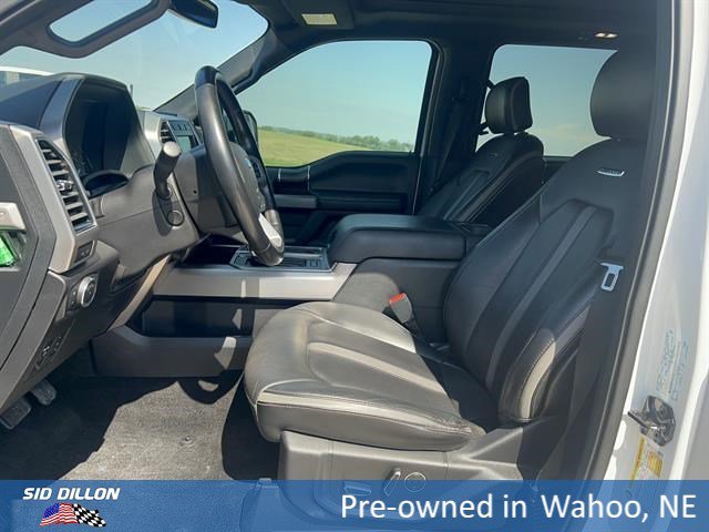 Used 2018 White Platinum Metallic Tri-Coat Ford Platinum image 9
