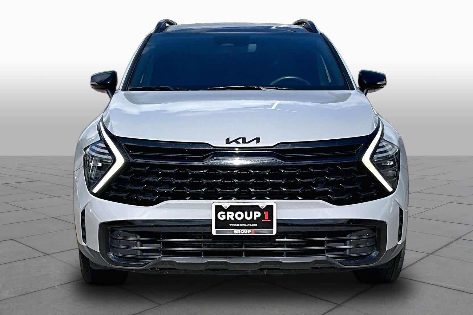 Used 2025 Wolf Gray Kia X-Line image 4