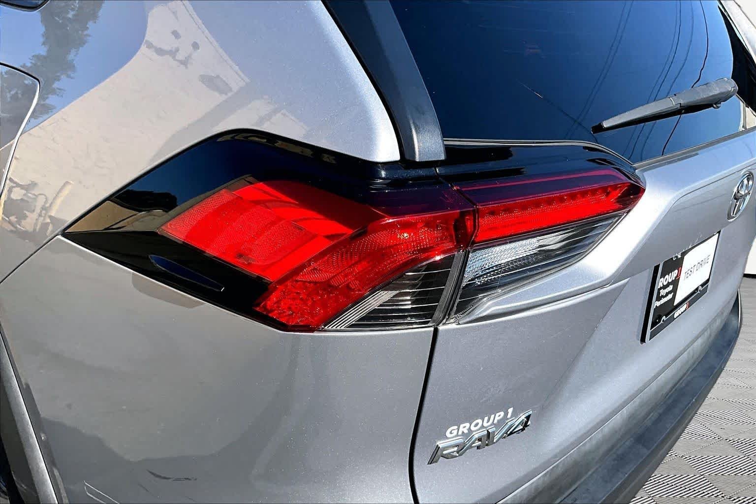 Used 2020 Silver Sky Metallic Toyota LE image 29