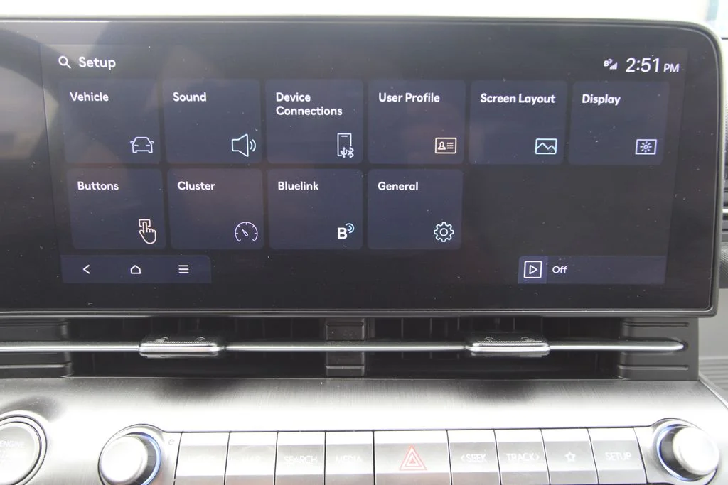 Used 2025 Black Hyundai SEL image 29
