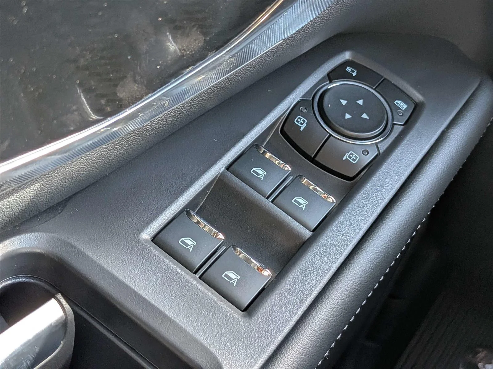 New 2026 Glacier Gray Metallic Tri-Coat Ford MAX Platinum® image 25
