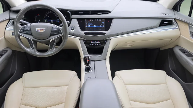 Used 2019 Harbor Blue Metallic Cadillac Luxury image 7