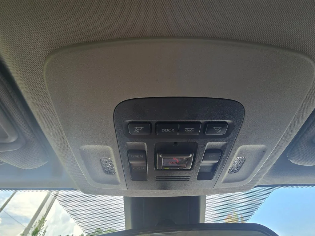 Used 2023 White Toyota SE image 32