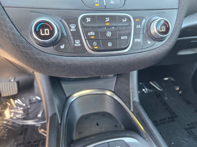 Used 2024 White Chevrolet LT image 15