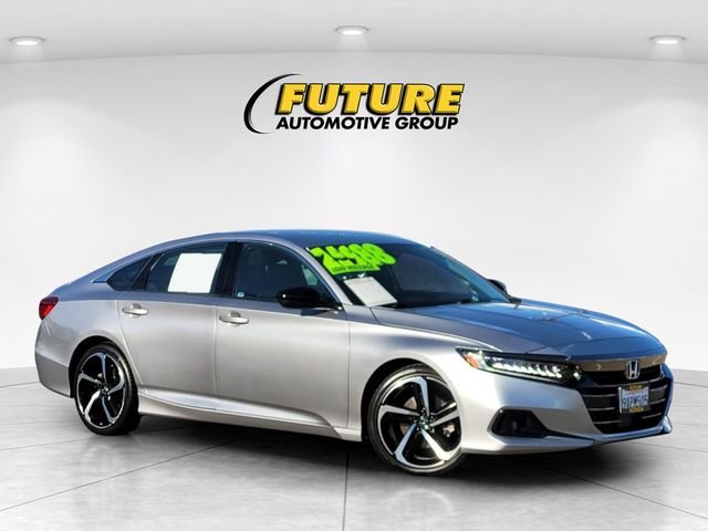 Used 2022  Honda Sport image 1