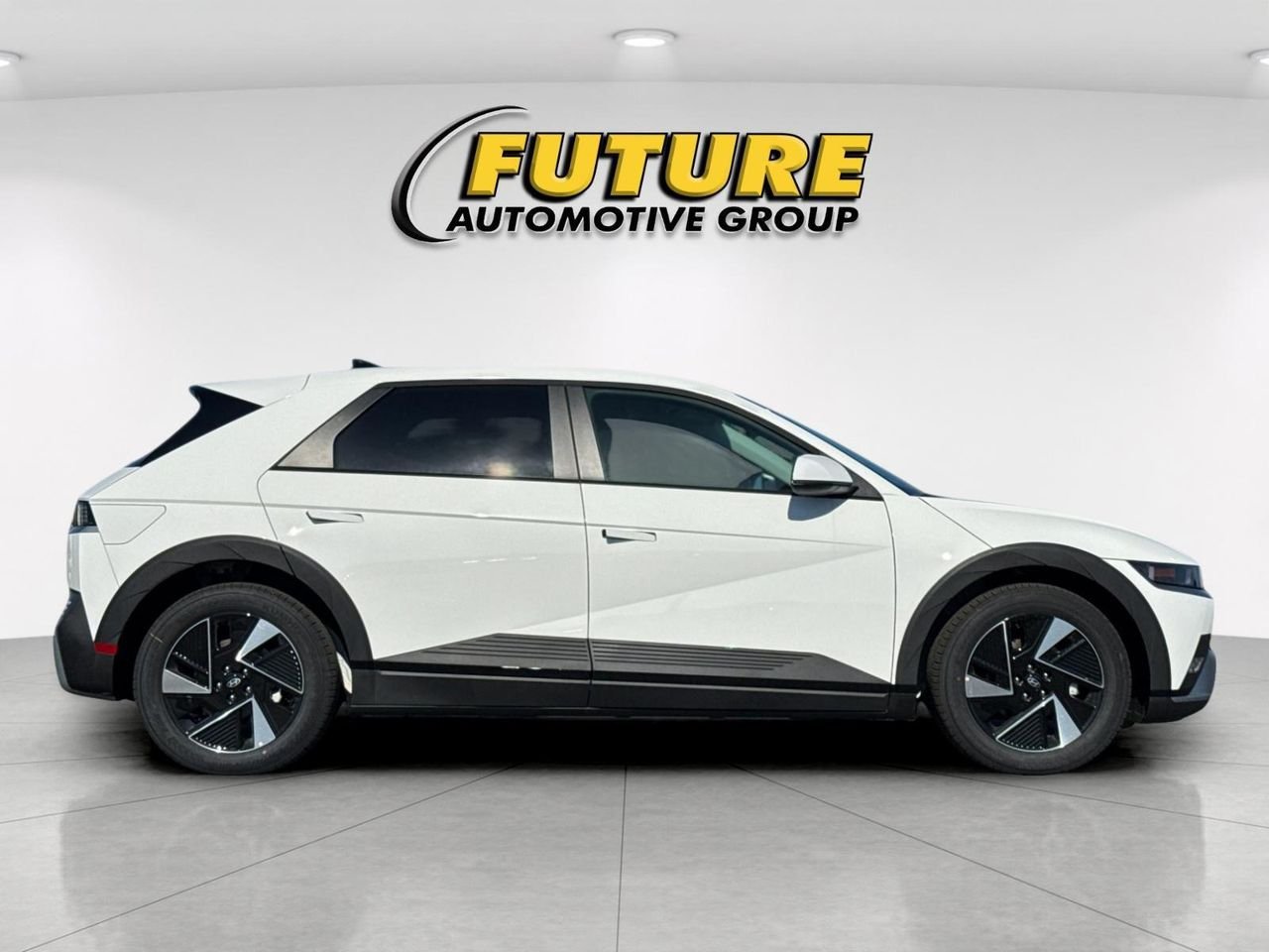 New 2026 White Hyundai SE image 2