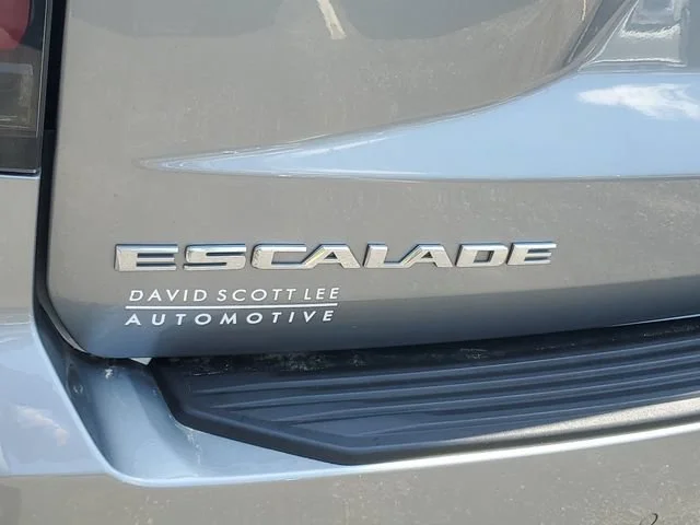Used 2023 Argent Silver Metallic Cadillac Escalade-V image 29
