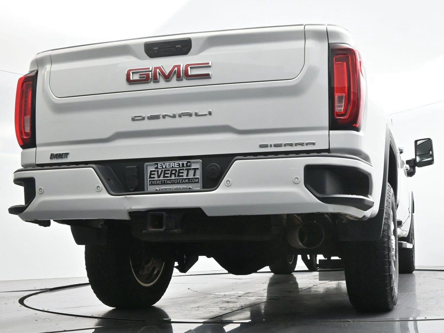 Used 2021 Summit White GMC Denali image 52