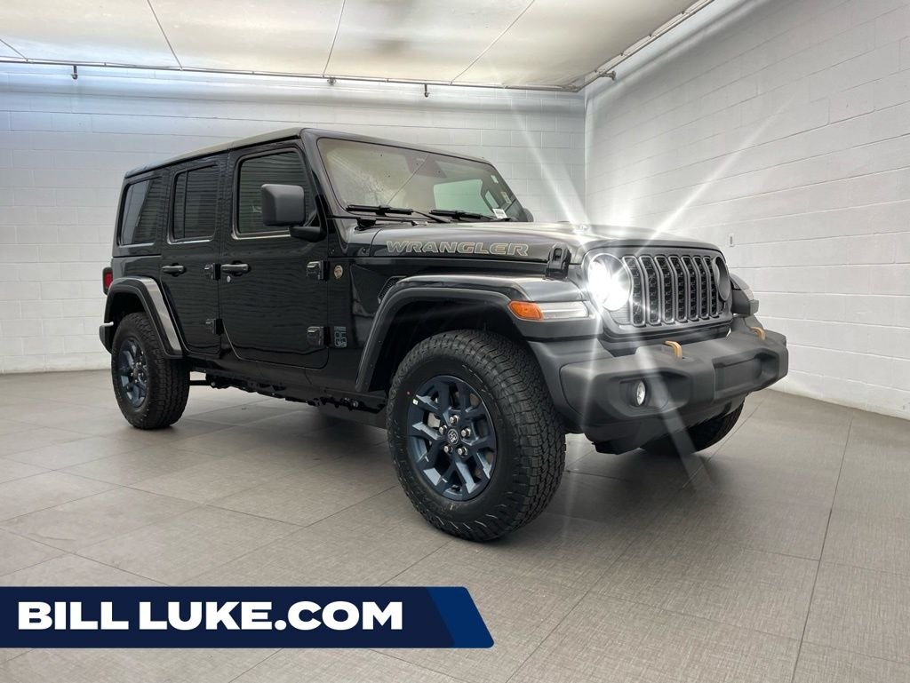 New 2026 Black Clear-Coat Exterior Paint Jeep 85th Anniversary Edition image 1