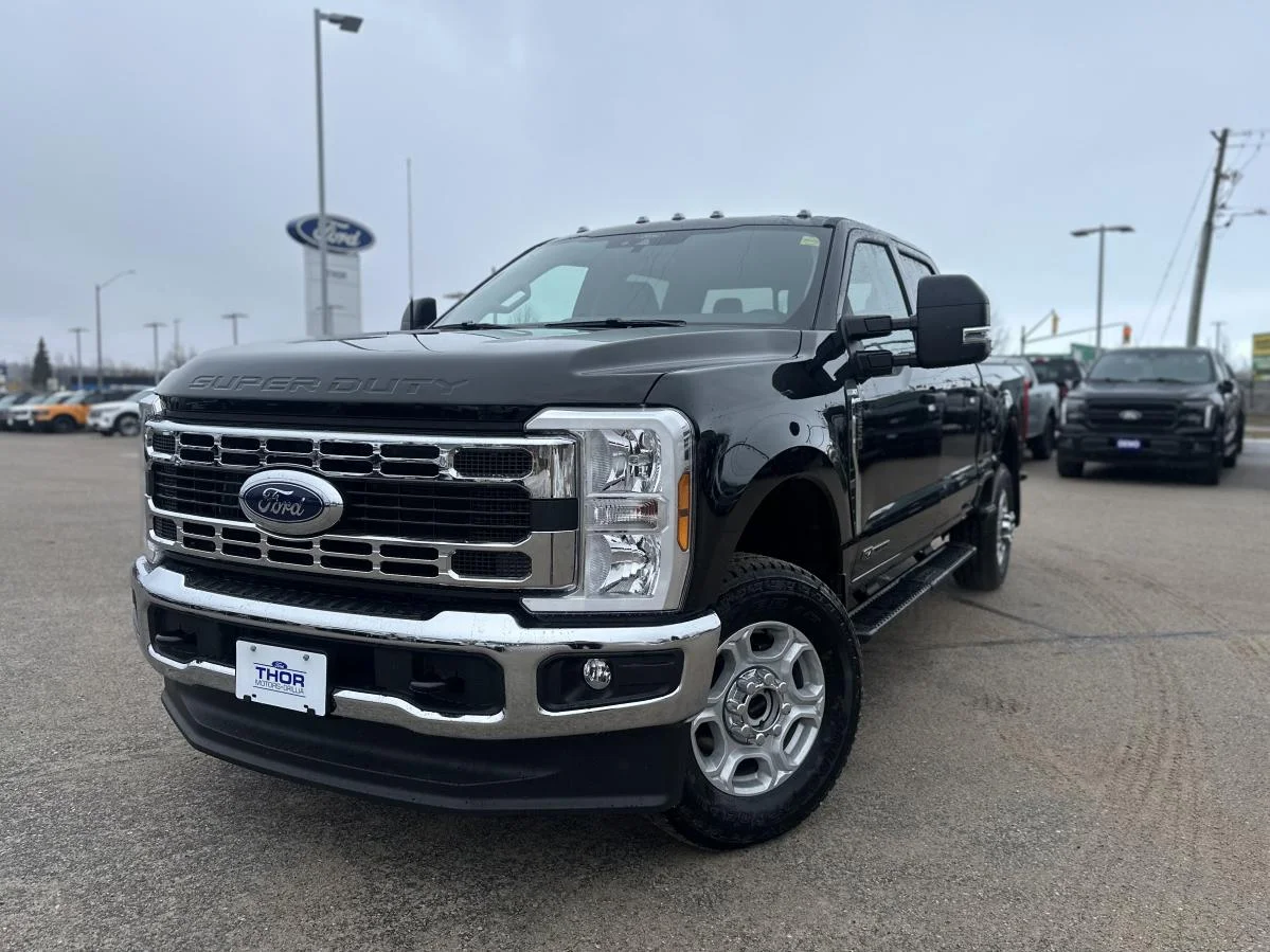 New 2026 Black Ford XLT image 1
