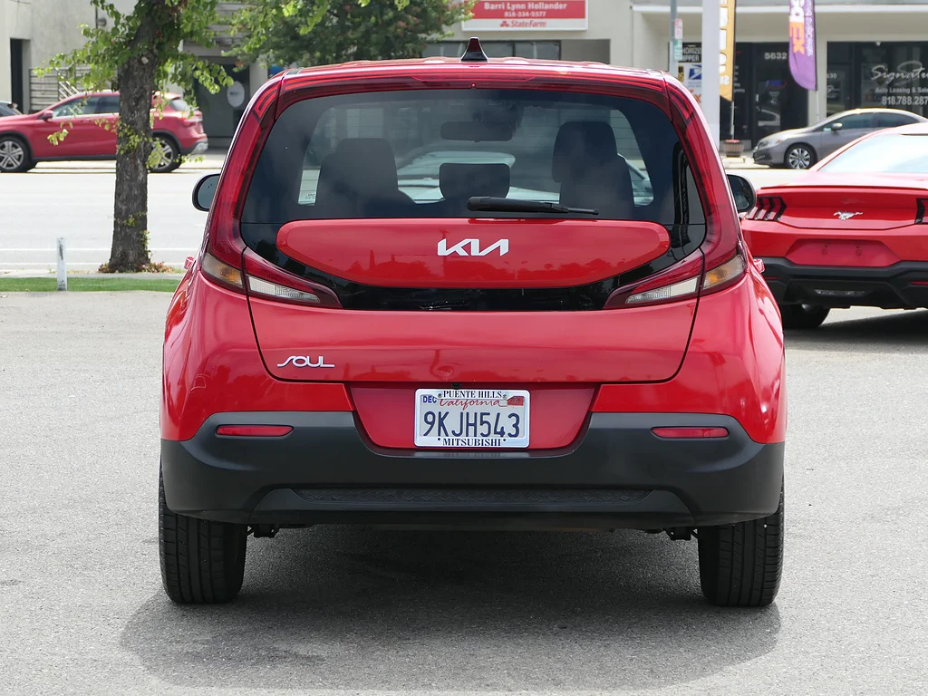 Used 2022 Inferno Red Kia LX image 6