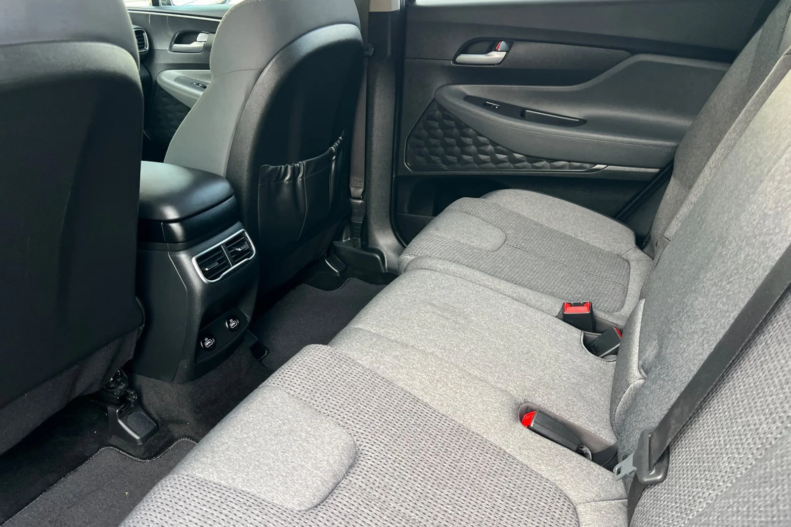 Used 2022 Portofino Gray Hyundai SEL image 12