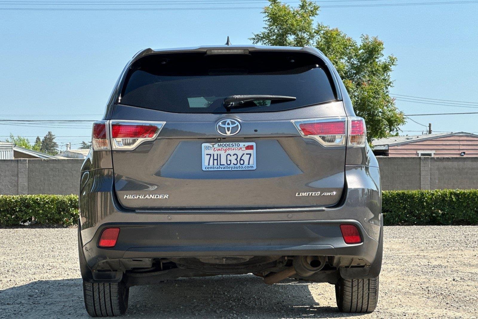 Used 2015 Predawn Gray Mica Toyota Limited image 4