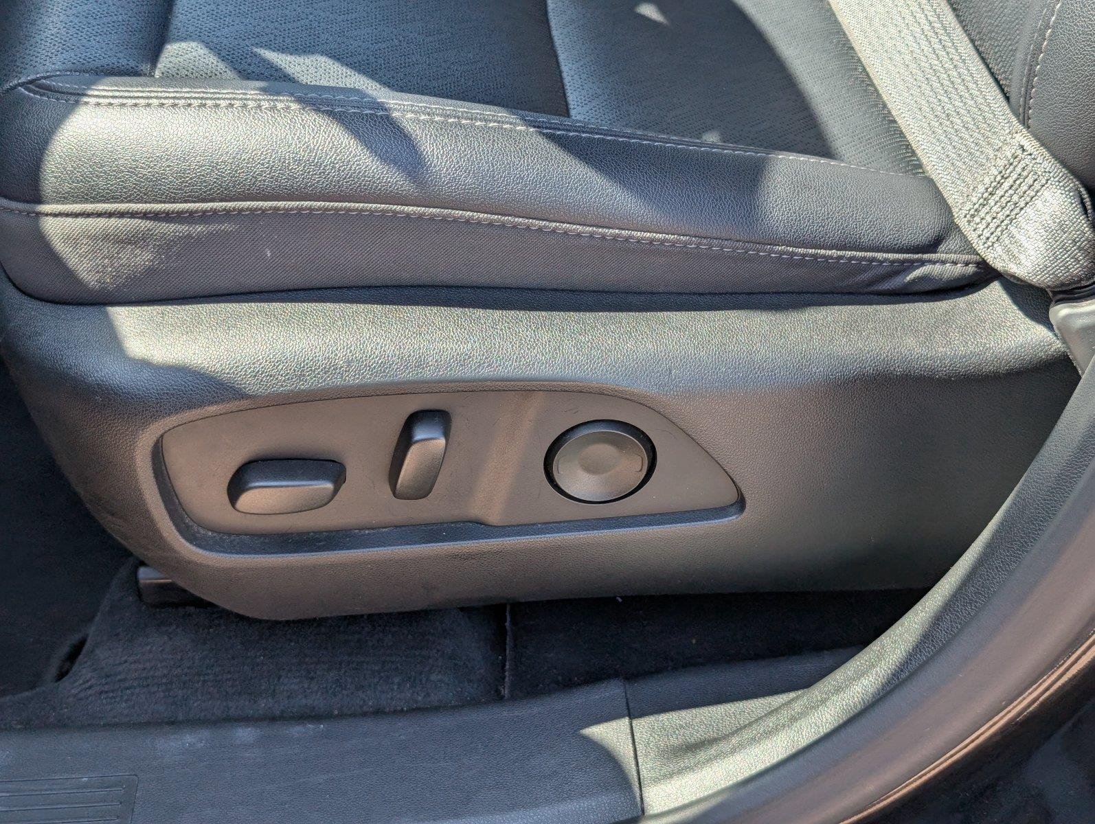 2025 Chevrolet Equinox LT - Photo 16