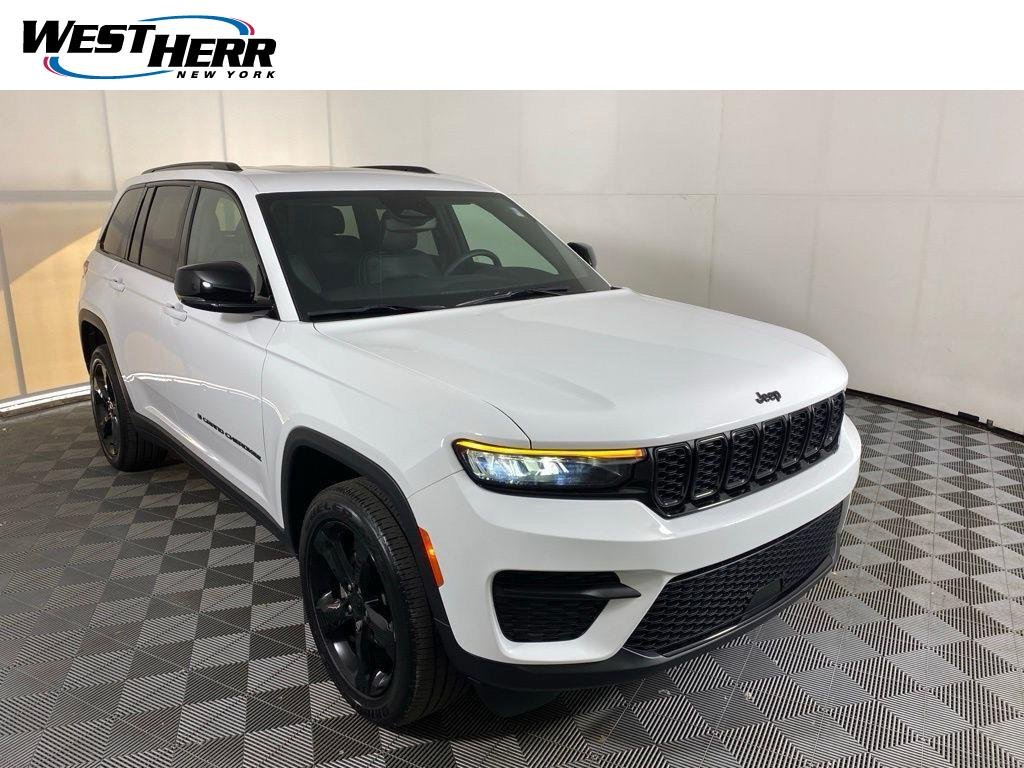 Used 2024 Bright White Clearcoat Jeep Altitude X image 1
