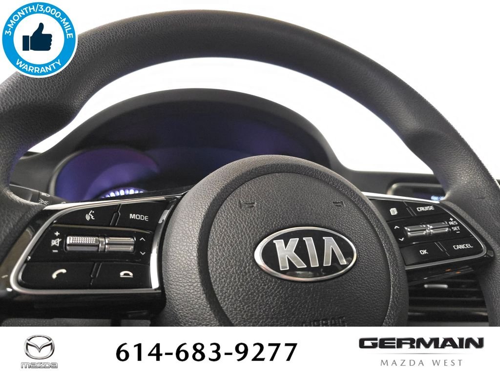 Used 2020 White Kia LX image 23