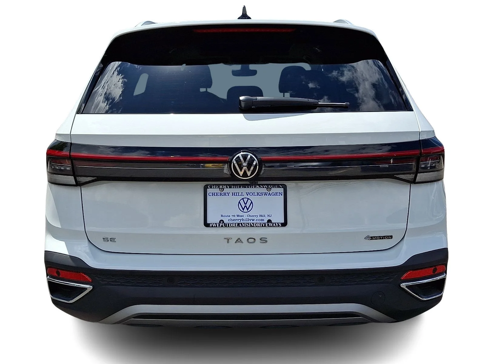 Used 2025 Pure White   0Q0q Volkswagen SE image 5