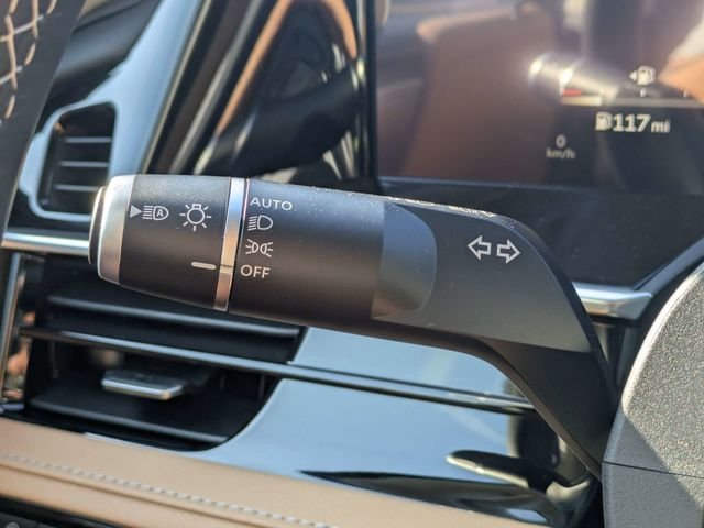 New 2026 RADIANT WHITE INFINITI Luxe 2WD image 29