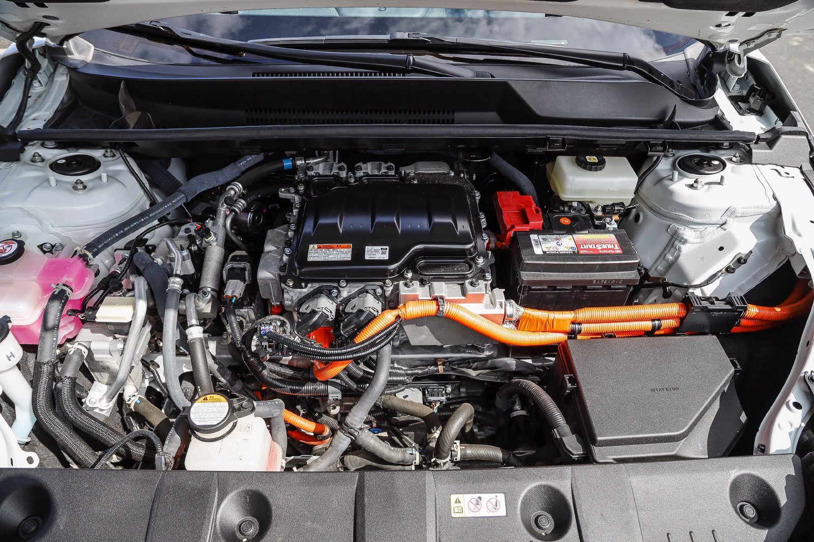Certified Used 2023 Pearl Toyota Limited image 27