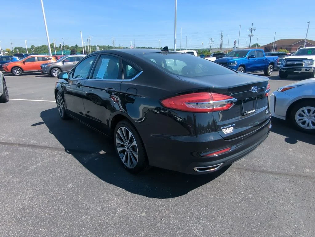 Used 2020 Black Ford SE image 6