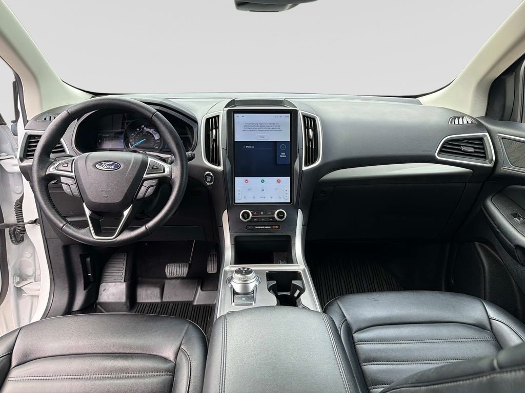 Used 2023 White Ford SEL image 17