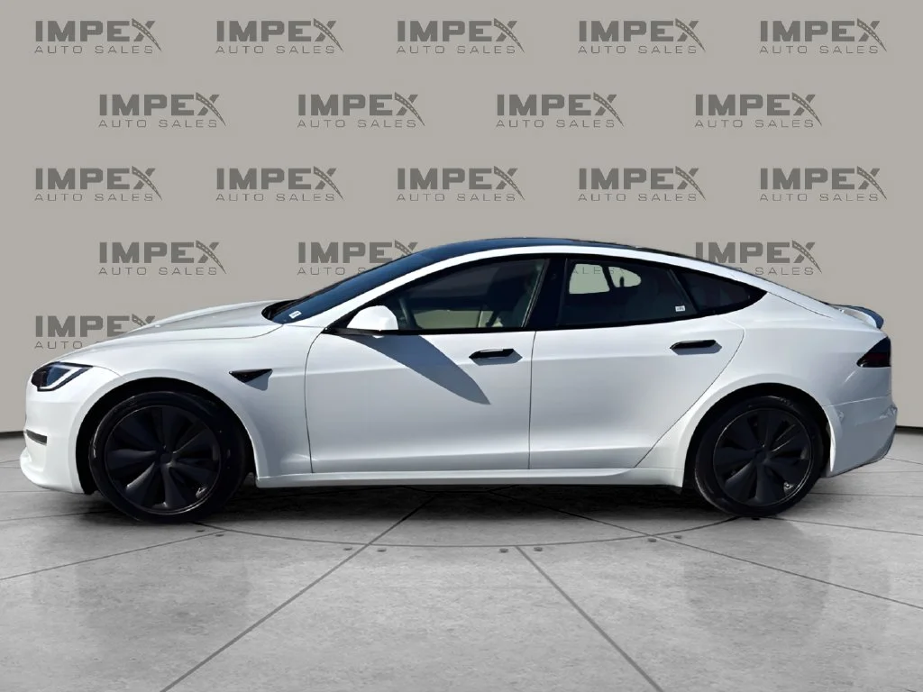 Used 2023 White Tesla Plaid image 2