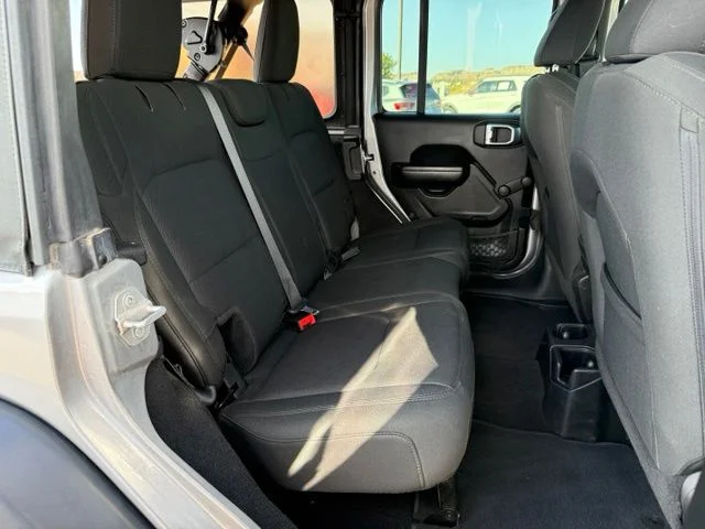 Certified Used 2018 Silver Jeep Unlimited Sport image 27