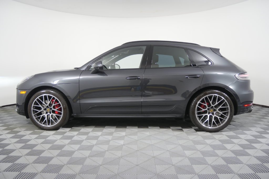 Used 2021  Porsche GTS image 7