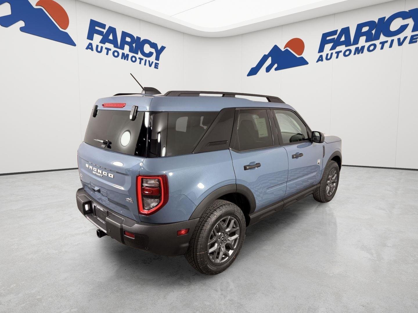 Used 2026 Azure Gray Metallic Ford Big Bend image 9
