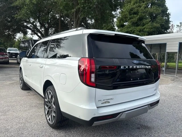 Used 2025 White Ford Platinum image 7