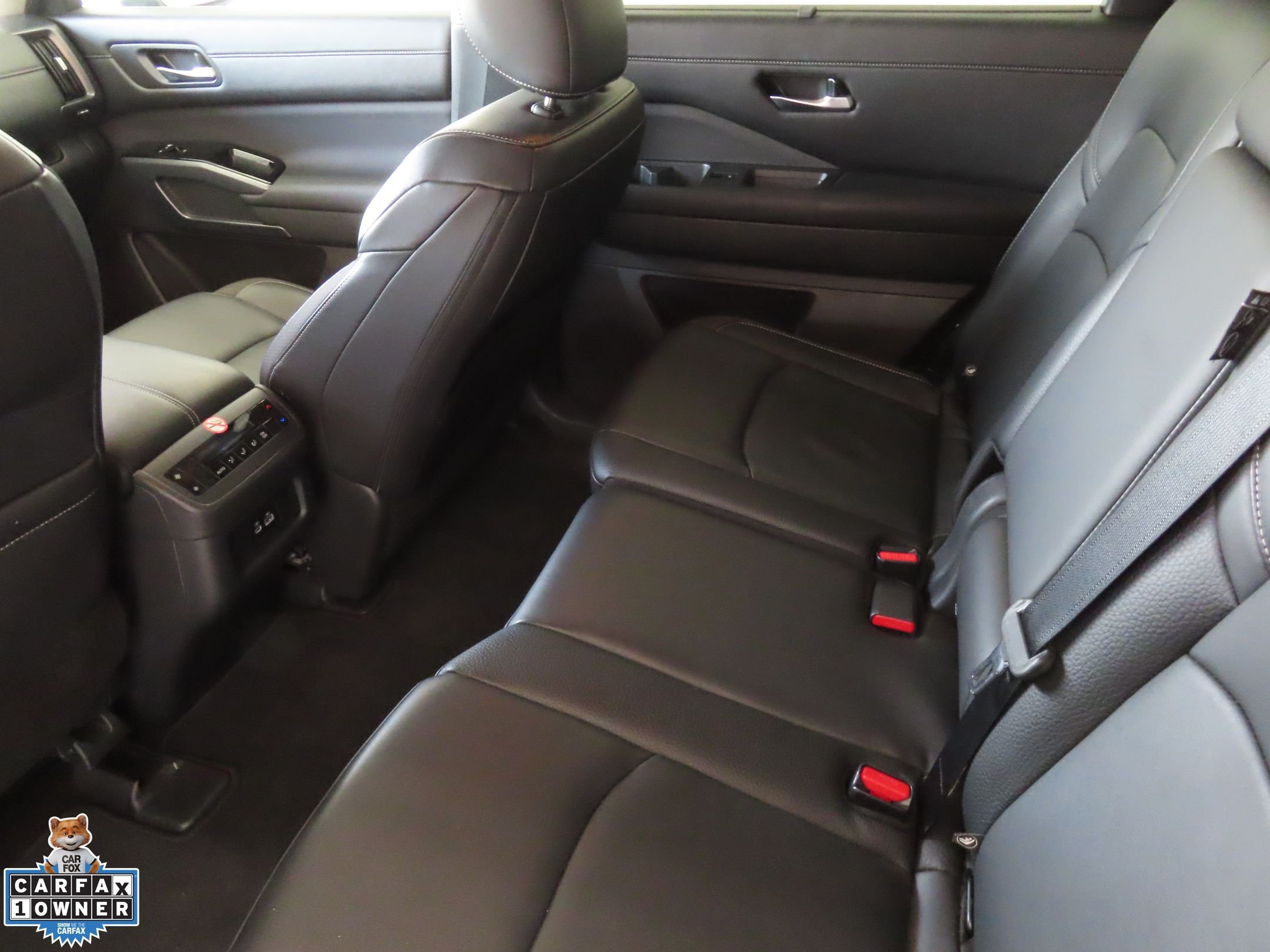 Used 2025 Silver Nissan SL image 23