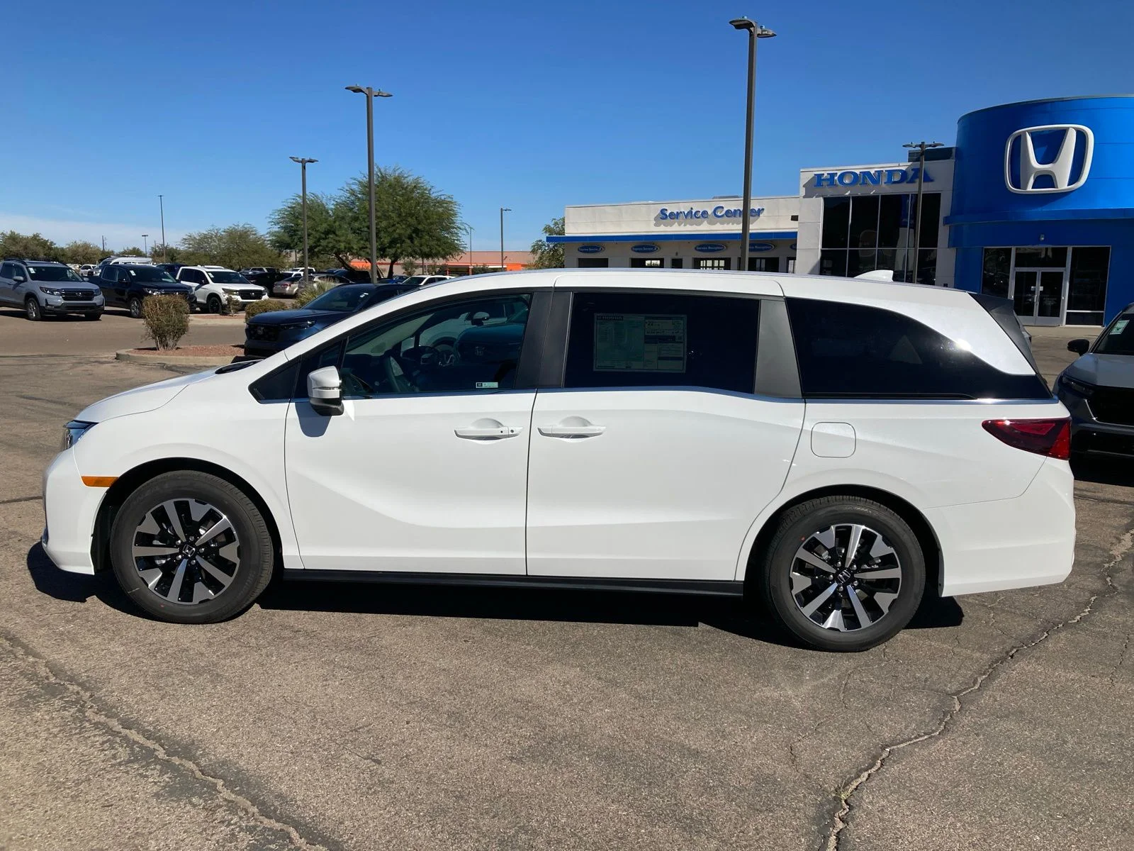 2026 Honda Odyssey EX-L - Photo 10