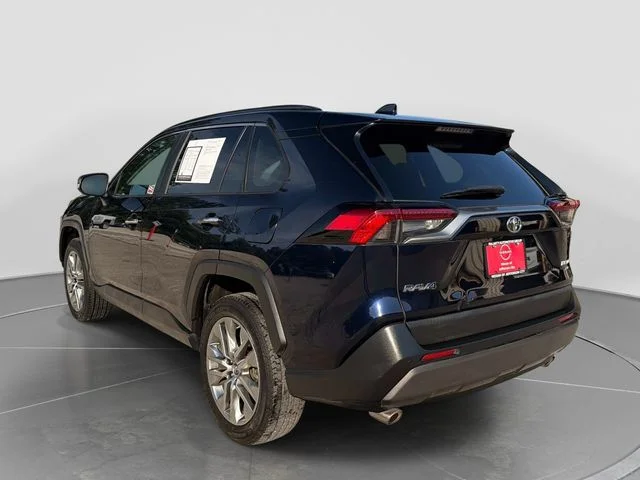 2019 Toyota RAV4 Limited - Photo 6
