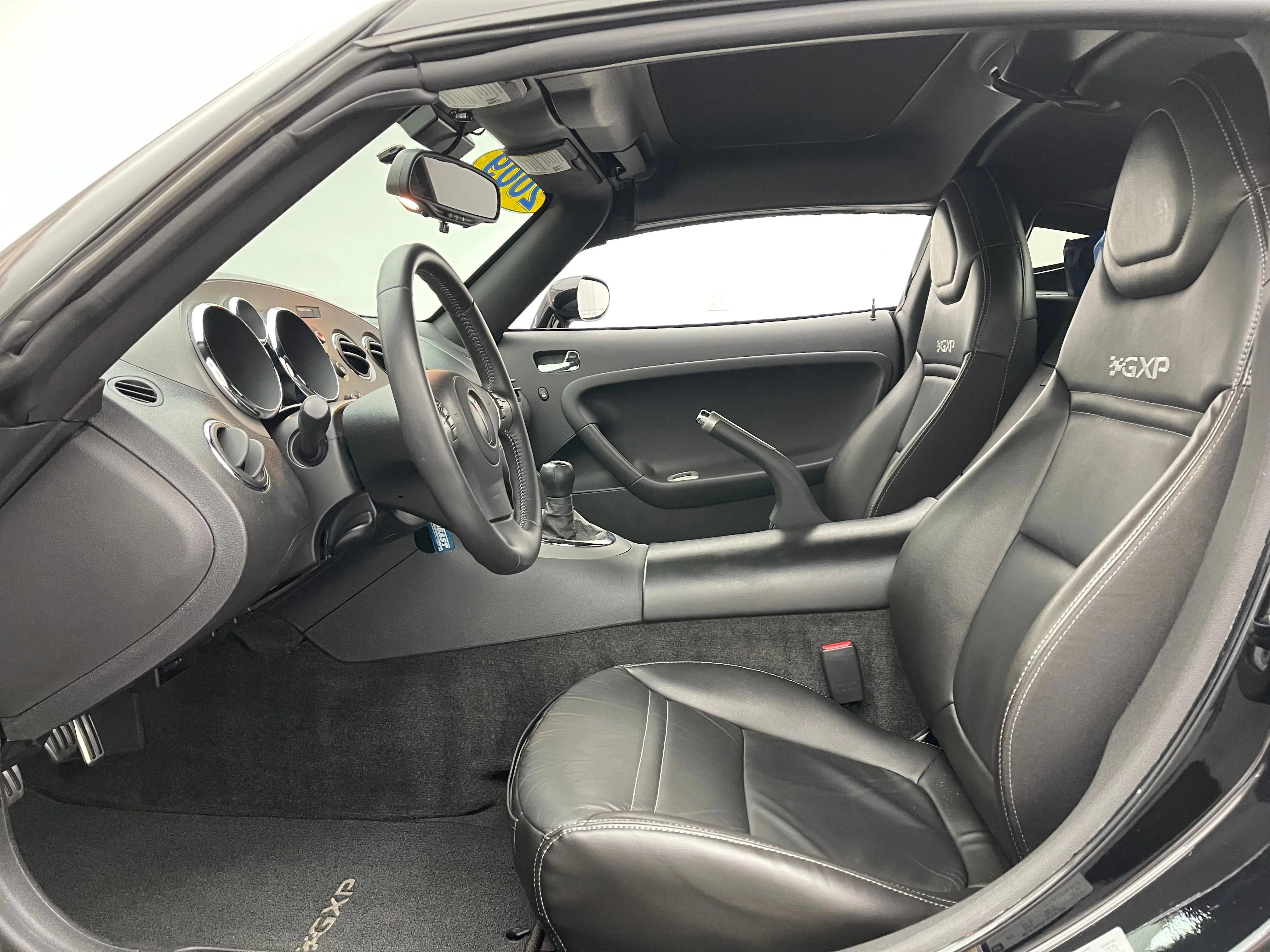 Used 2009 Mysterious (Black) Pontiac GXP image 15