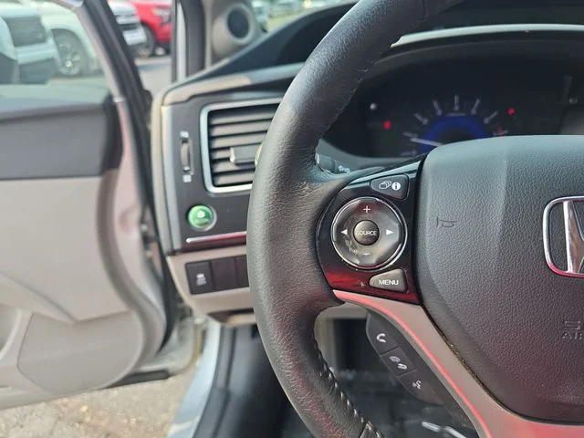 Used 2015  Honda EX-L image 18