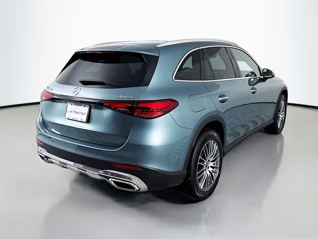 New 2026 Verde Silver Metallic Mercedes-Benz GLC 300 image 9