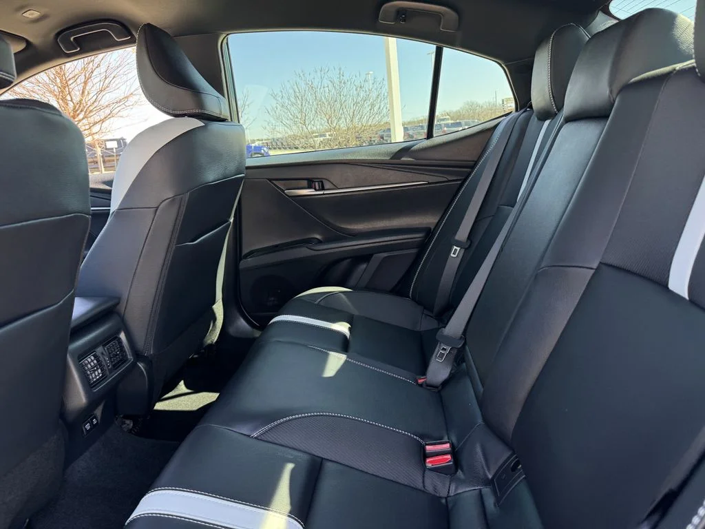 Used 2026 Green Toyota SE image 28